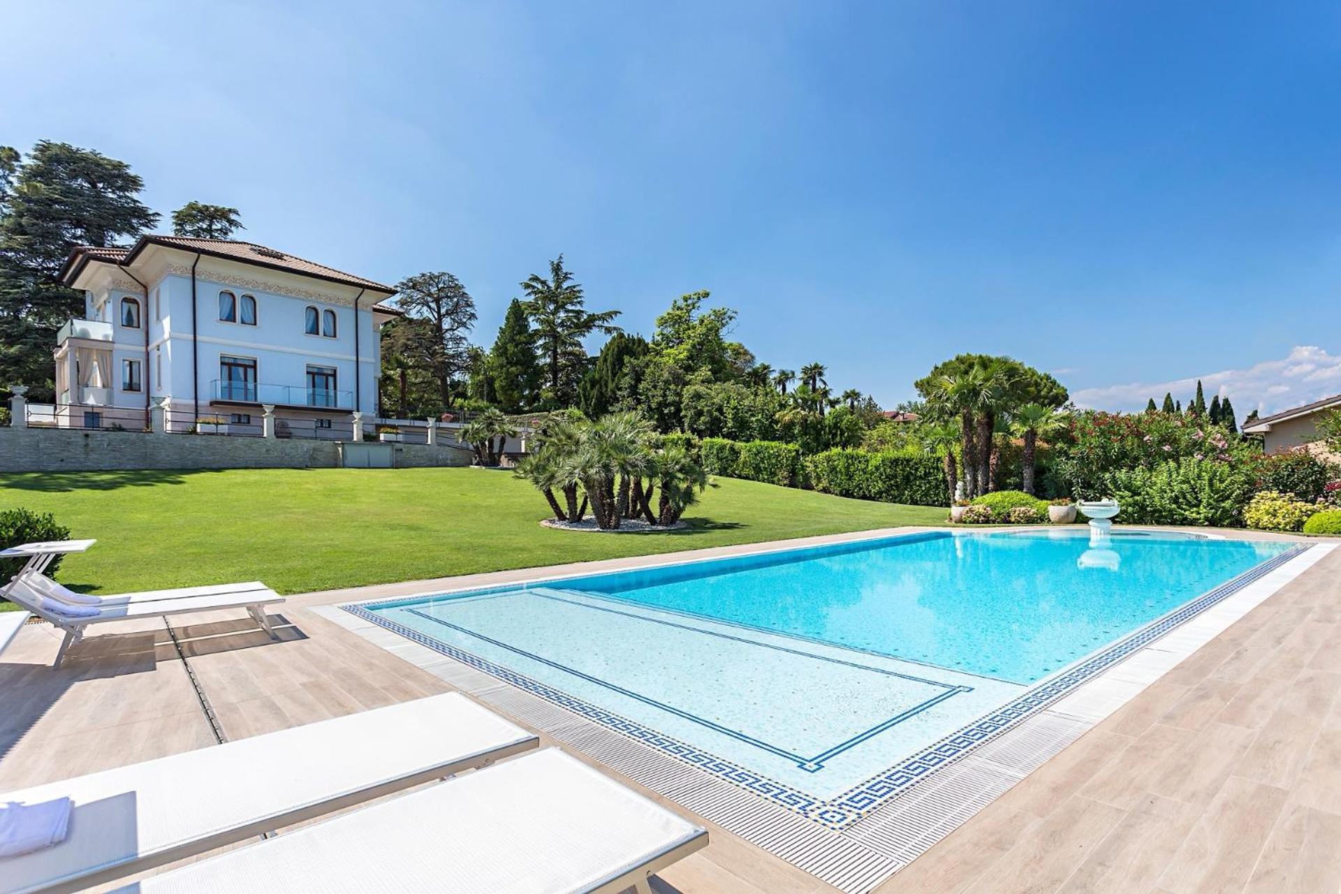 Villa Angela - Italian Homing Desenzano del Garda Eksteriør billede