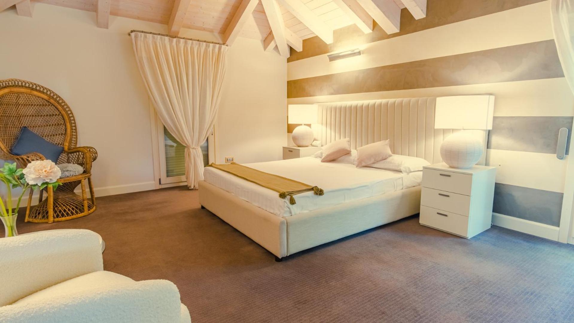 Villa Angela - Italian Homing Desenzano del Garda Eksteriør billede